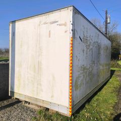 Box body container