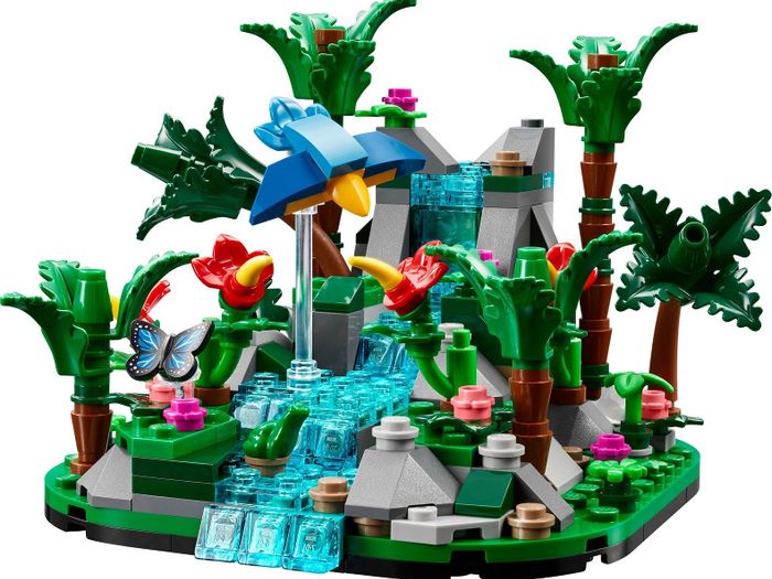LEGO Wonders of the Natural World Tropical Rainforest Diorama (40782)