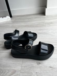 platform sandal