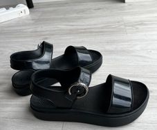platform sandal