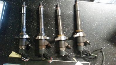 1.6 hdi / tdci Bosch diesel Injectors to suit Ford Peugeot Citreon Mazda Volvo 16v 04-10 @ OCG