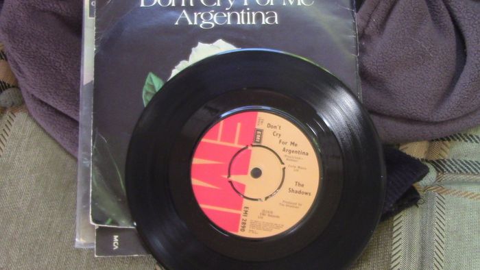 The Shadows - Don't Cry For Me Argentina 7" Single