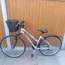 hybrid bike Image 2