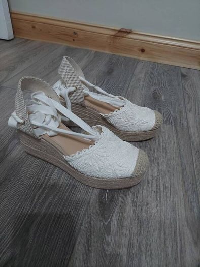 Women footwear - Brand new