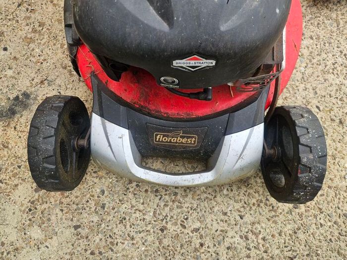 Lawnmower