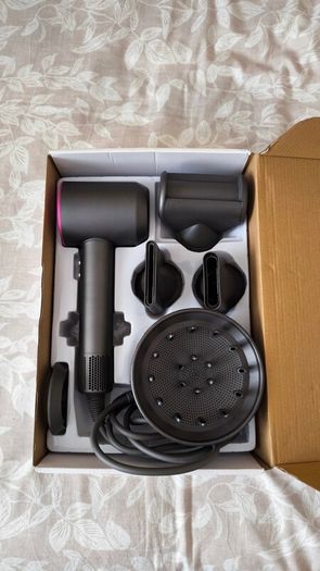 Hair dryer Magnetic heads