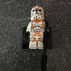 LEGO Star Wars 212th clone trooper with blaster