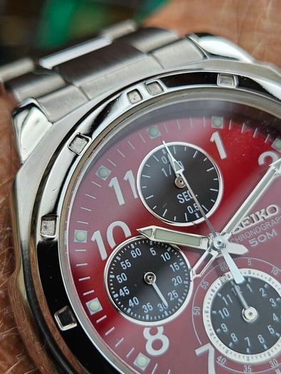 Watch Seiko Chronograph Panda.