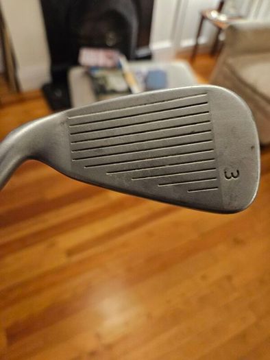 Taylormade G15 Set Of Golf Clubs Plus Driver,5 Wood-3 Wood Plus Putter.