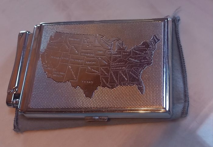 Colibri Monopol lighter and cig case, D18 post 8e
