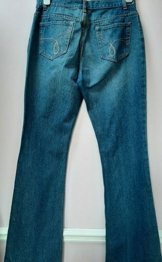 New jeans tag attached