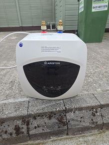 Ariston 10L Under Sink Water Heater
