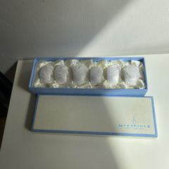 Newbridge Silverware napkin ring holders