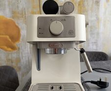 DeLonghi Stilosa Manual Espresso Machine EC260.CR