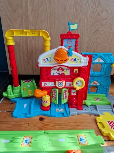 toot toot garage
