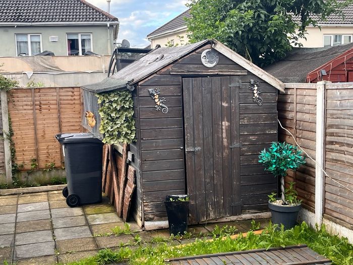 Free Shed To Take Away
