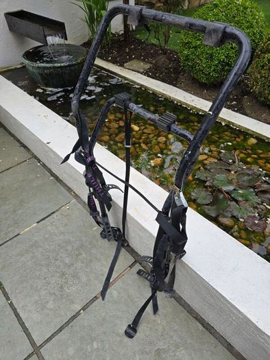 Thule bike rack suitable for estate or hatchback