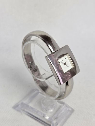 Newbridge women's watch