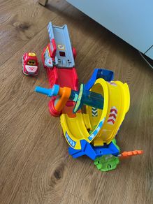 VTech Super Spin 360 TutTut Bolides, Tracks and Toy Cars for Children +1 Year, Circuit with Looping to Combine, Includes Jorge Car Racing, ESP Version