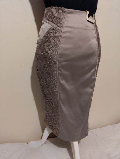 Beautiful Occasion Skirt New With Tags
