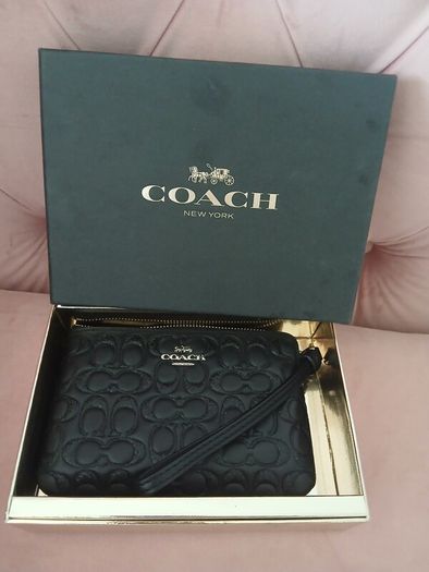 Coach Leather Wristlet Bag. New.