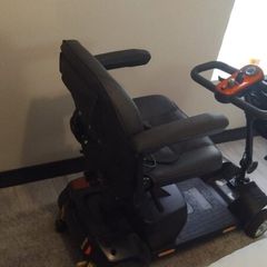 Mobility scooter