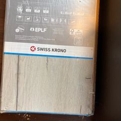 laminate flooring leftovers