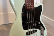 Ibanez TMB35 5 string Short Scale bass with Delano Pickups !