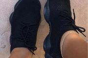 runners, sneakers