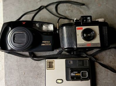 Cameras x3