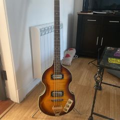 epiphone bass