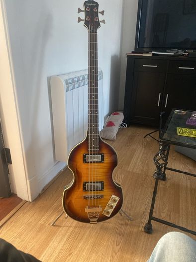 epiphone bass