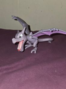 Pokemon Aerodactyl Figure
