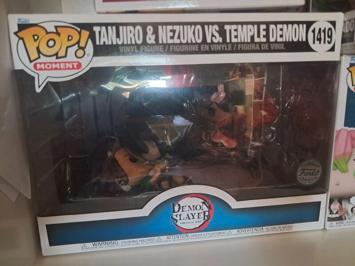 tanjiro and nezuko vs temple demon pop moment