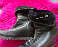 Sheepskin Boots