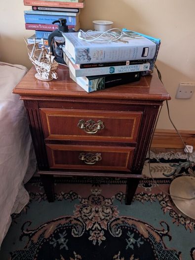 bedroom suite