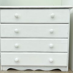 chest of drawer