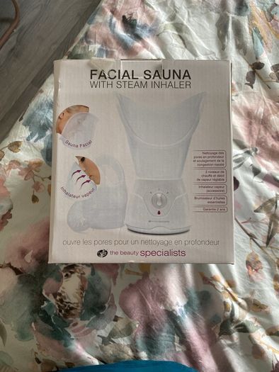 Facial sauna with steam inhaler