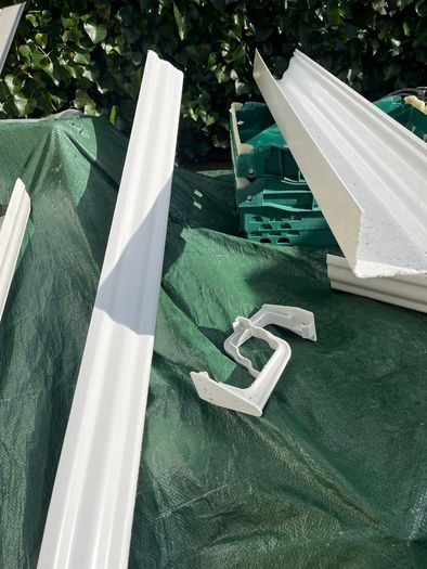 White gutter