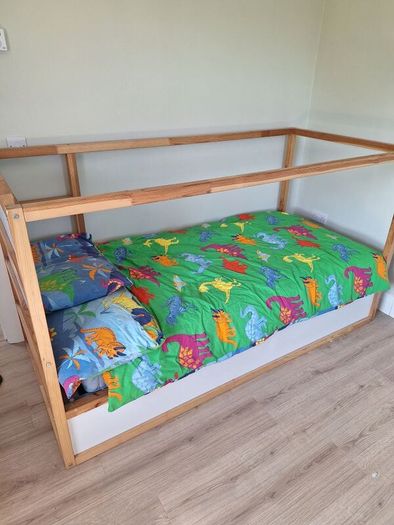 Ikea Kura beds