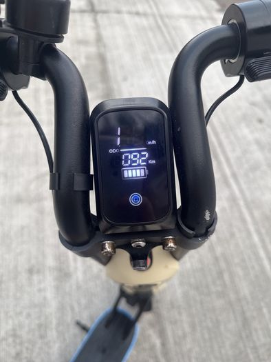 Electric scooter
