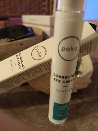 Poko eye correcting cream