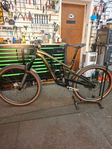 Trek Slash 9.8 GX Axs t type