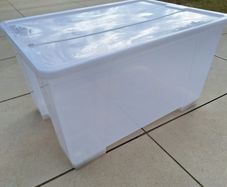 Storage box