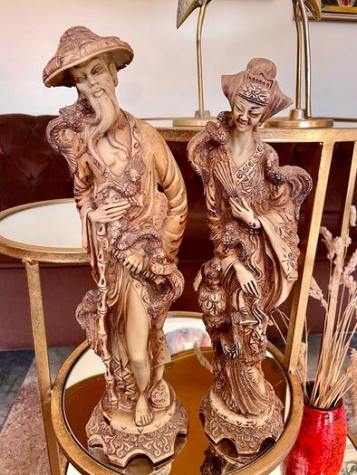 Vintage Oriental Resin Sculptured Figures Traditional Attire 1970s