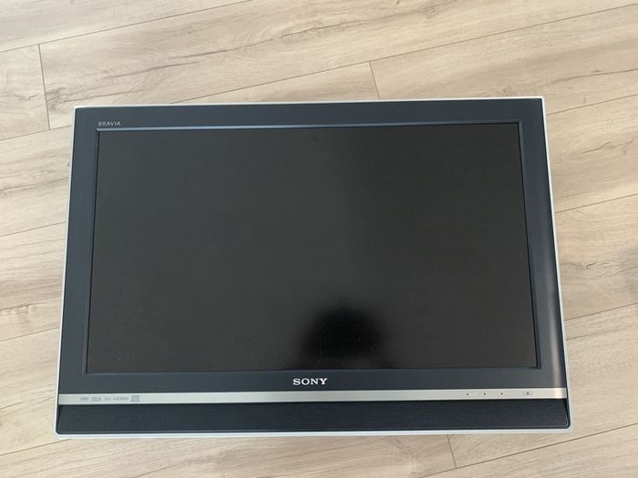 Sony Bravia 32" TV