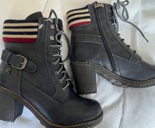 New Refresh Ankle Boots
