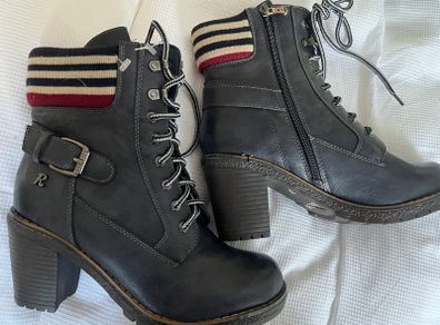 New Refresh Ankle Boots