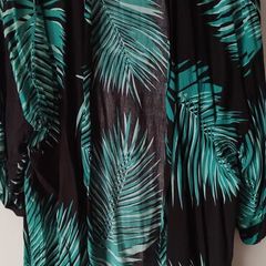 Dunnes Stores Green and Black Palm Print Kimono Beach Cover Up Size L