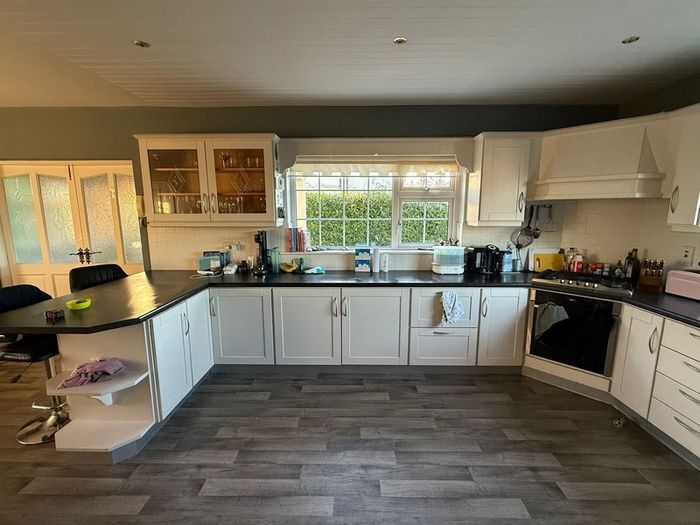 Large Kitchen and Utility